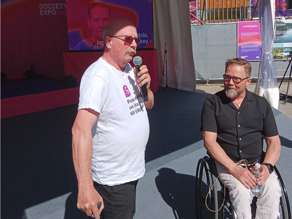 Viggo Pedersen presenterar och Peter Ojala som talare på Society Expo 2026.